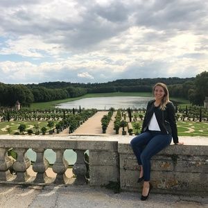Meet your Posher, Allysa